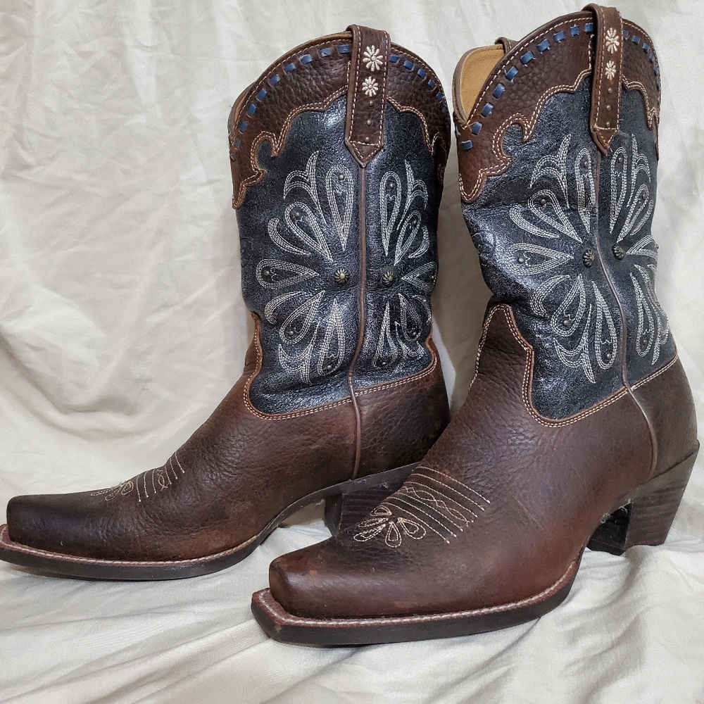 Woman cowgirl boots
